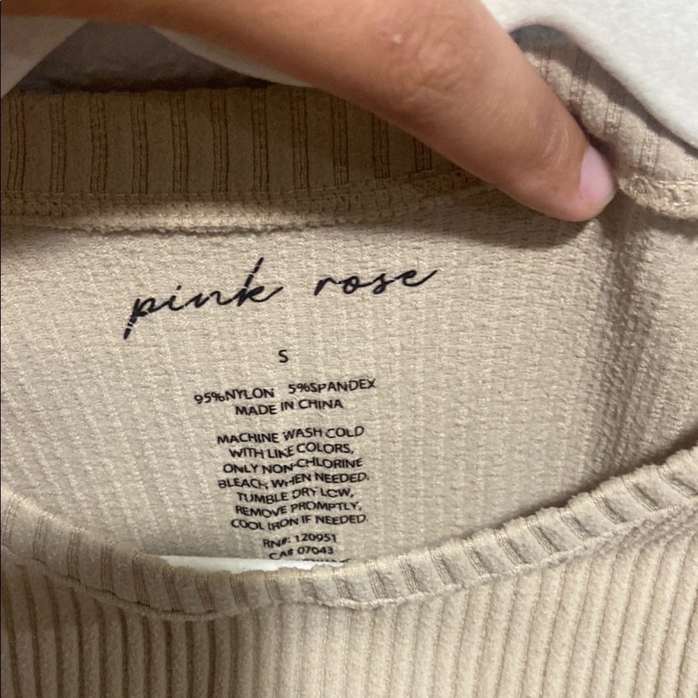 Pink Rose Tan Ribbed Crop Tank Top - Picture 2 of 3